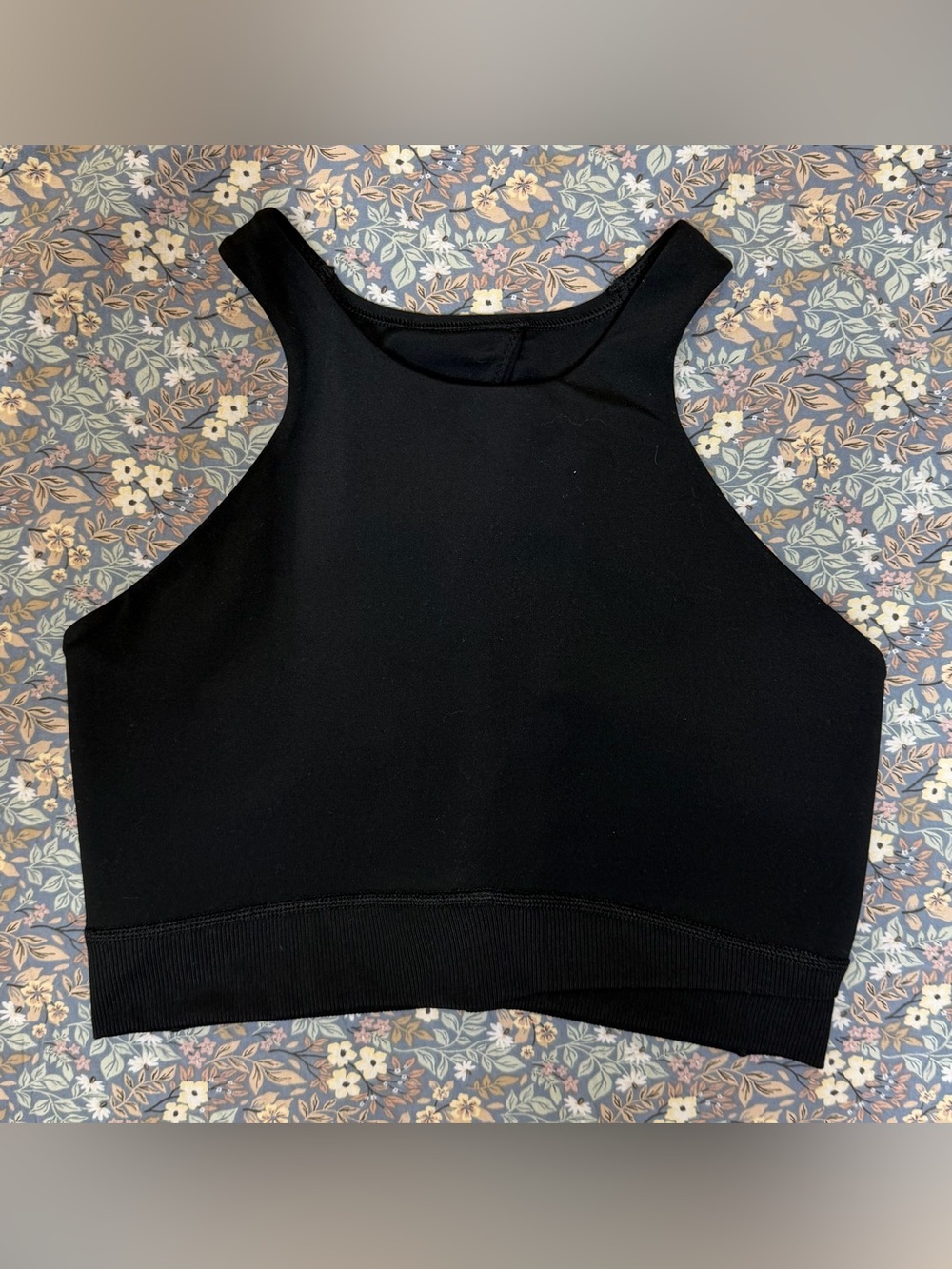 Nike Women’s High-Neck Black Sports Bralette